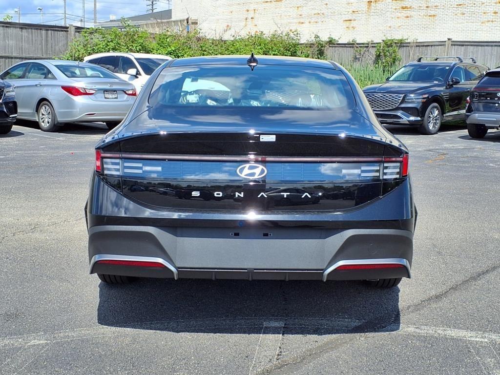 new 2025 Hyundai Sonata car, priced at $26,449