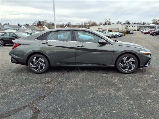 new 2025 Hyundai Elantra car, priced at $26,524