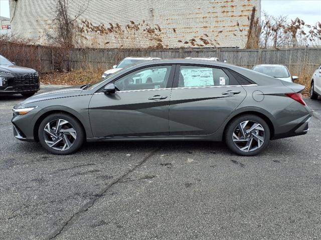 new 2025 Hyundai Elantra car, priced at $26,524