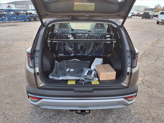 new 2026 Hyundai TUCSON Hybrid car, priced at $41,485
