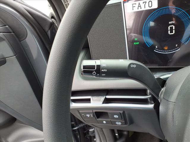 new 2026 Hyundai TUCSON Hybrid car, priced at $31,480