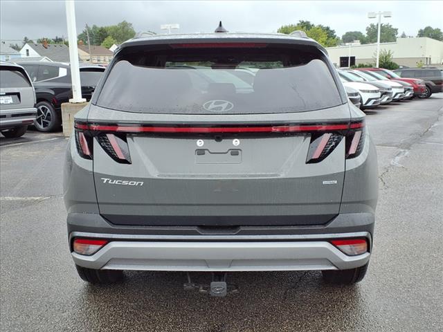 new 2025 Hyundai Tucson car, priced at $33,874