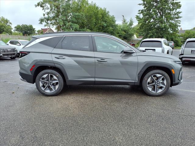 new 2025 Hyundai Tucson car, priced at $33,874