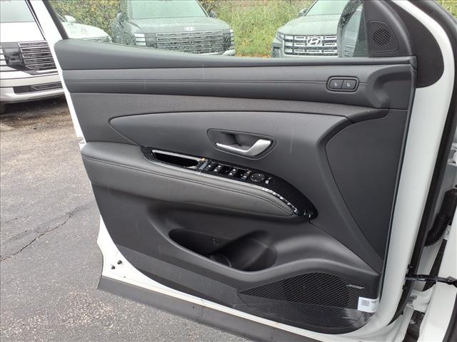 new 2026 Hyundai TUCSON Hybrid car, priced at $42,130