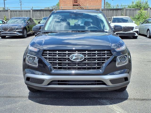 new 2025 Hyundai Venue car, priced at $21,550