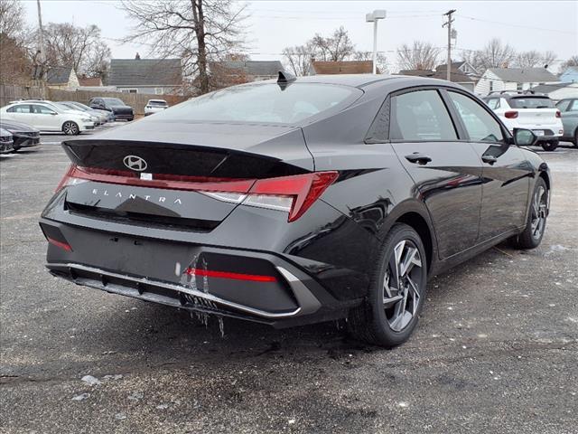 new 2025 Hyundai Elantra car, priced at $22,236