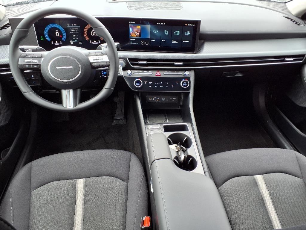 new 2025 Hyundai Sonata Hybrid car, priced at $30,726