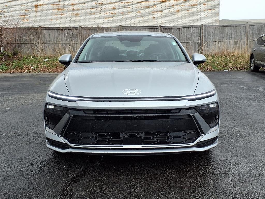 new 2025 Hyundai Sonata Hybrid car, priced at $30,726