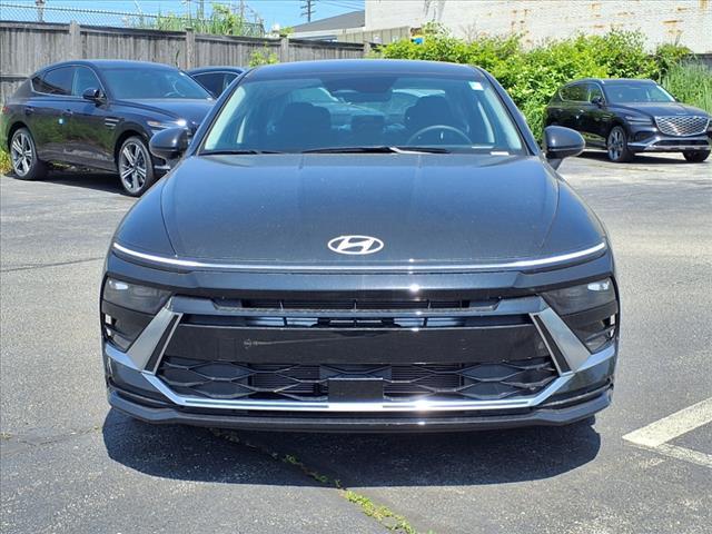 new 2025 Hyundai Sonata car, priced at $28,936