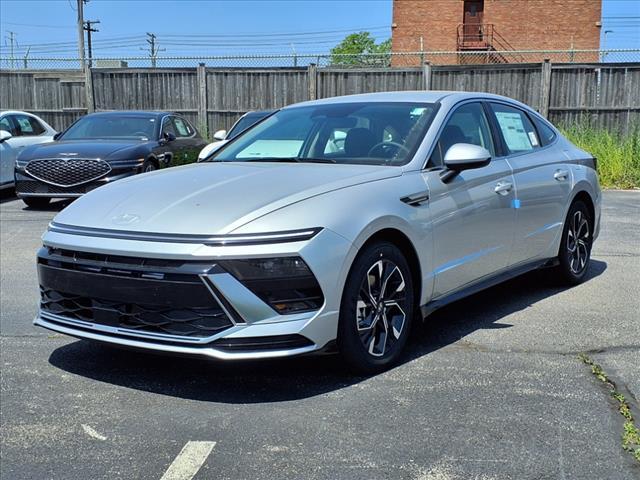 new 2025 Hyundai Sonata car, priced at $28,936