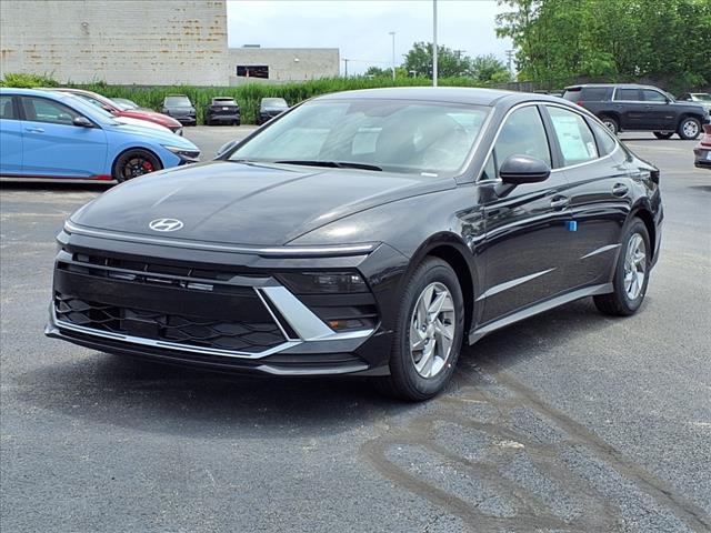 new 2025 Hyundai Sonata car, priced at $26,576