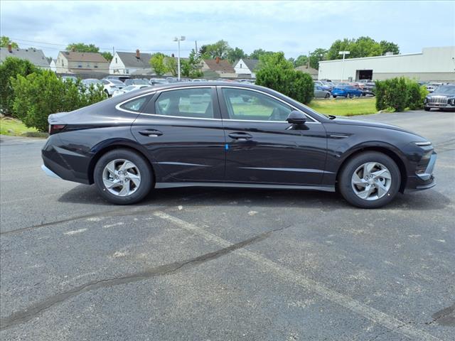 new 2025 Hyundai Sonata car, priced at $26,576