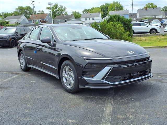 new 2025 Hyundai Sonata car, priced at $26,576