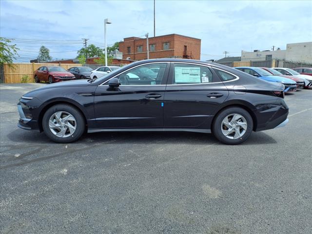 new 2025 Hyundai Sonata car, priced at $26,576