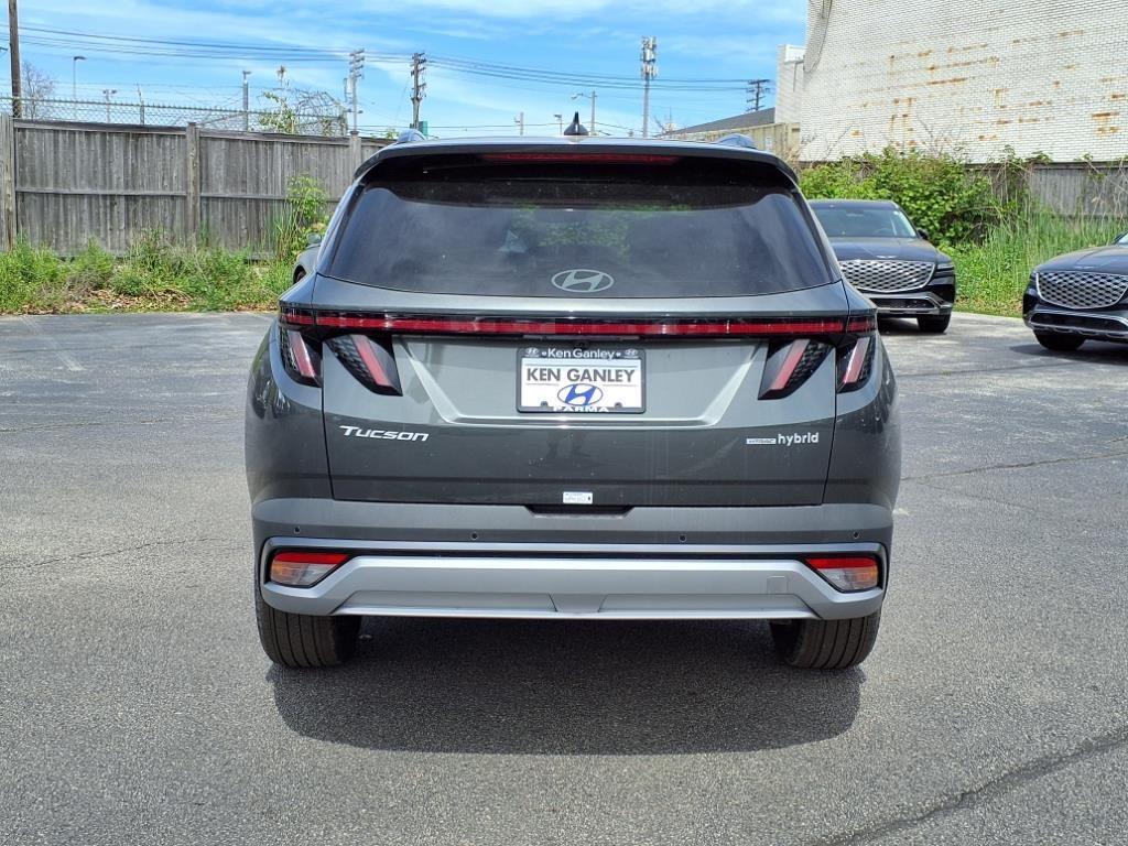 new 2025 Hyundai TUCSON Hybrid car, priced at $42,175