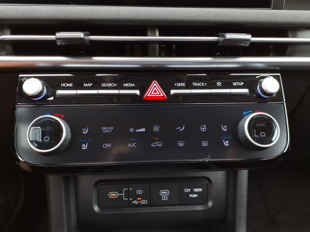 new 2025 Hyundai TUCSON Hybrid car, priced at $42,175