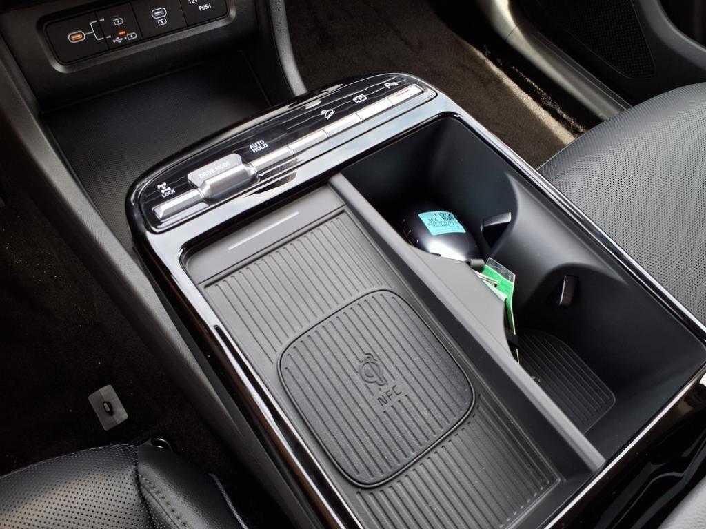 new 2025 Hyundai TUCSON Hybrid car, priced at $42,175