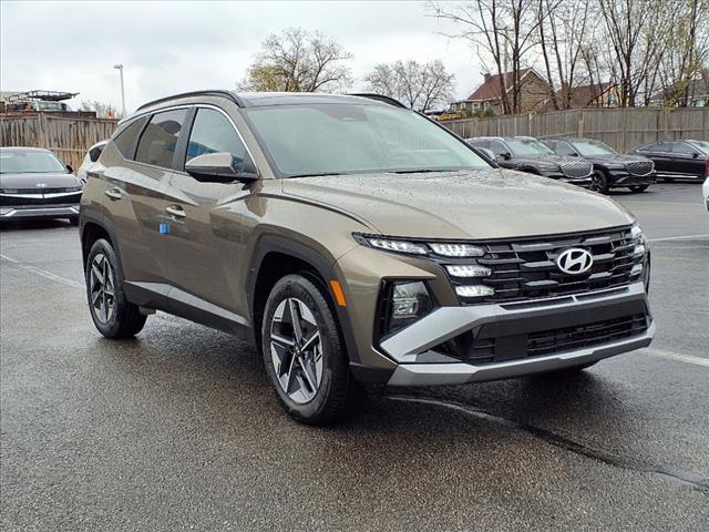new 2025 Hyundai TUCSON Hybrid car, priced at $36,436