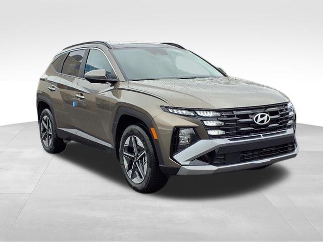 new 2025 Hyundai TUCSON Hybrid car, priced at $36,436