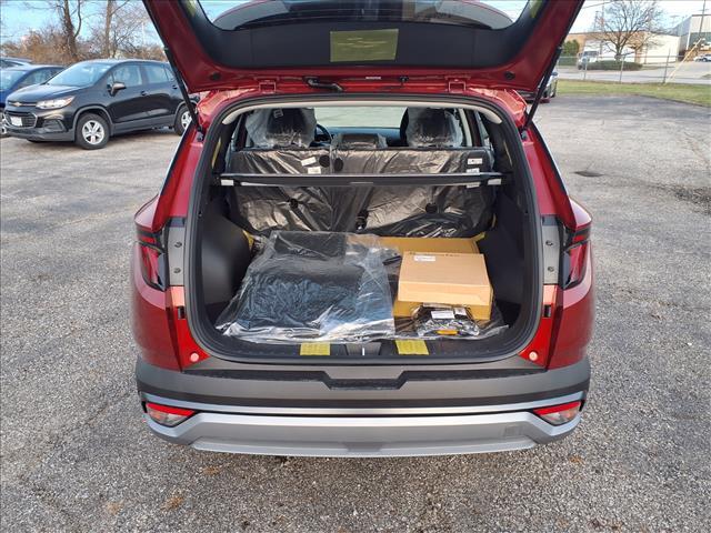 new 2026 Hyundai TUCSON Hybrid car, priced at $32,260