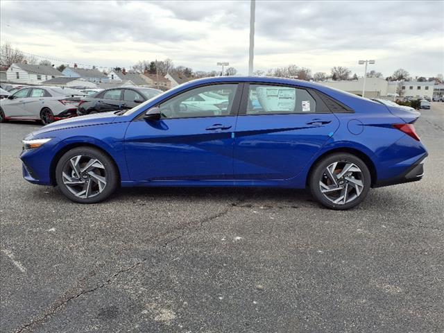 new 2025 Hyundai Elantra HEV car, priced at $28,189