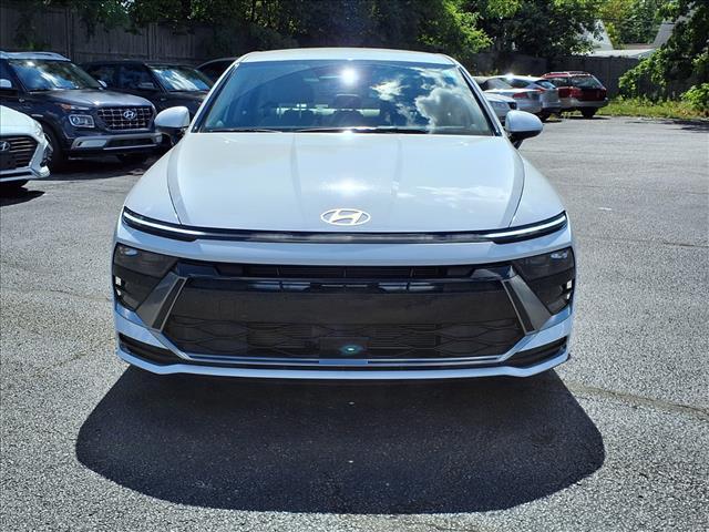 new 2025 Hyundai Sonata car, priced at $28,680