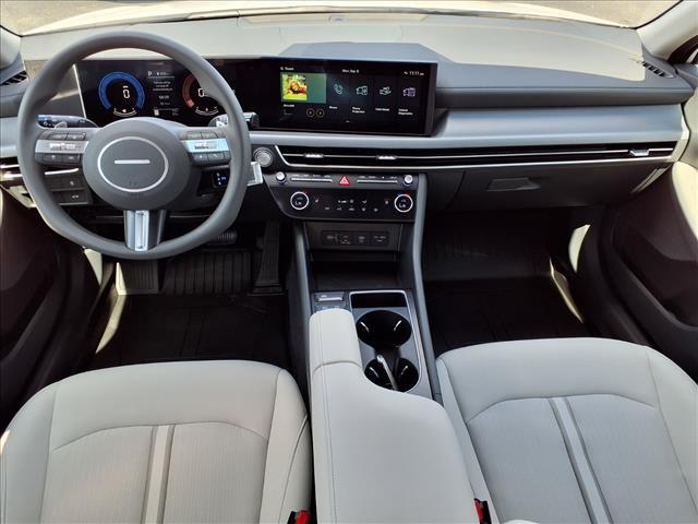 new 2025 Hyundai Sonata car, priced at $28,680