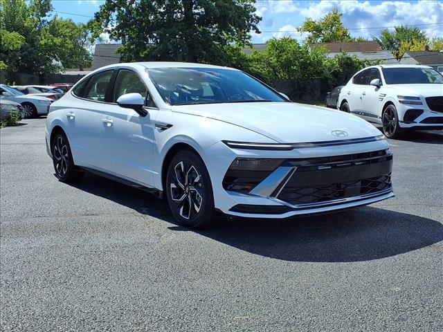 new 2025 Hyundai Sonata car, priced at $28,680