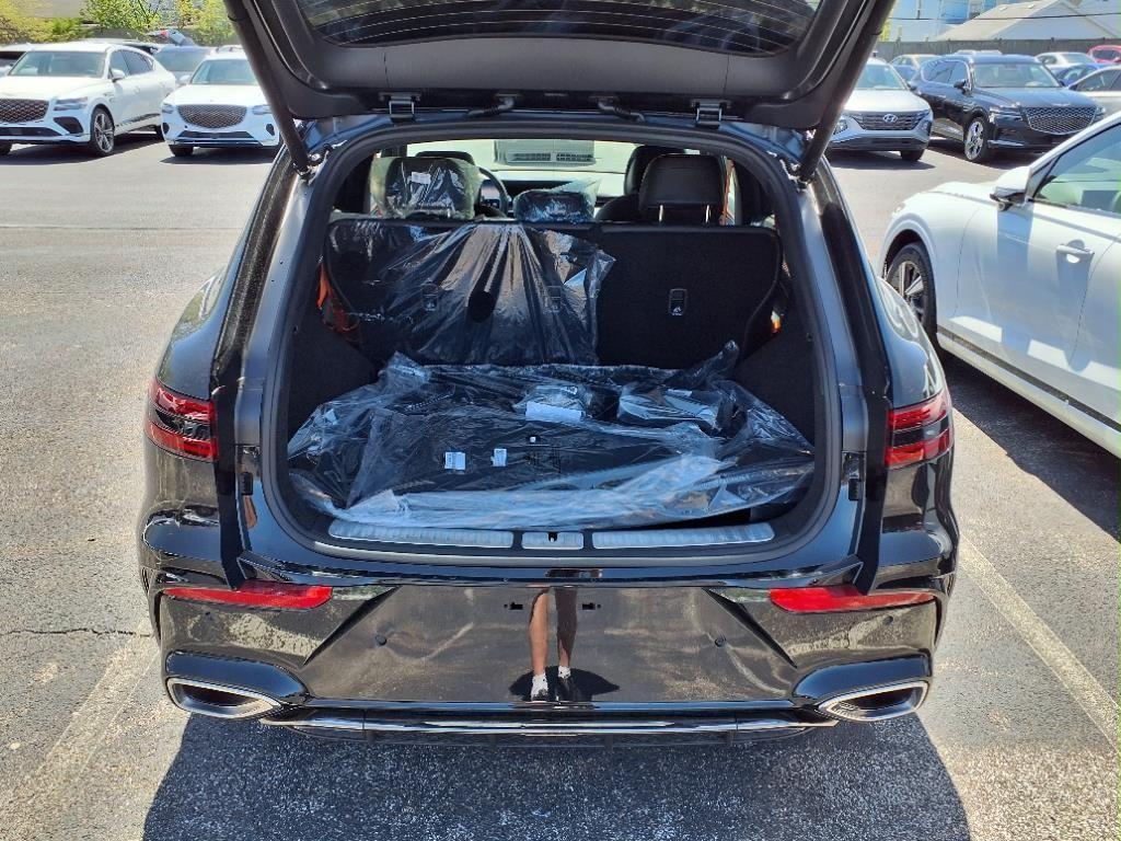 new 2026 Genesis GV70 car