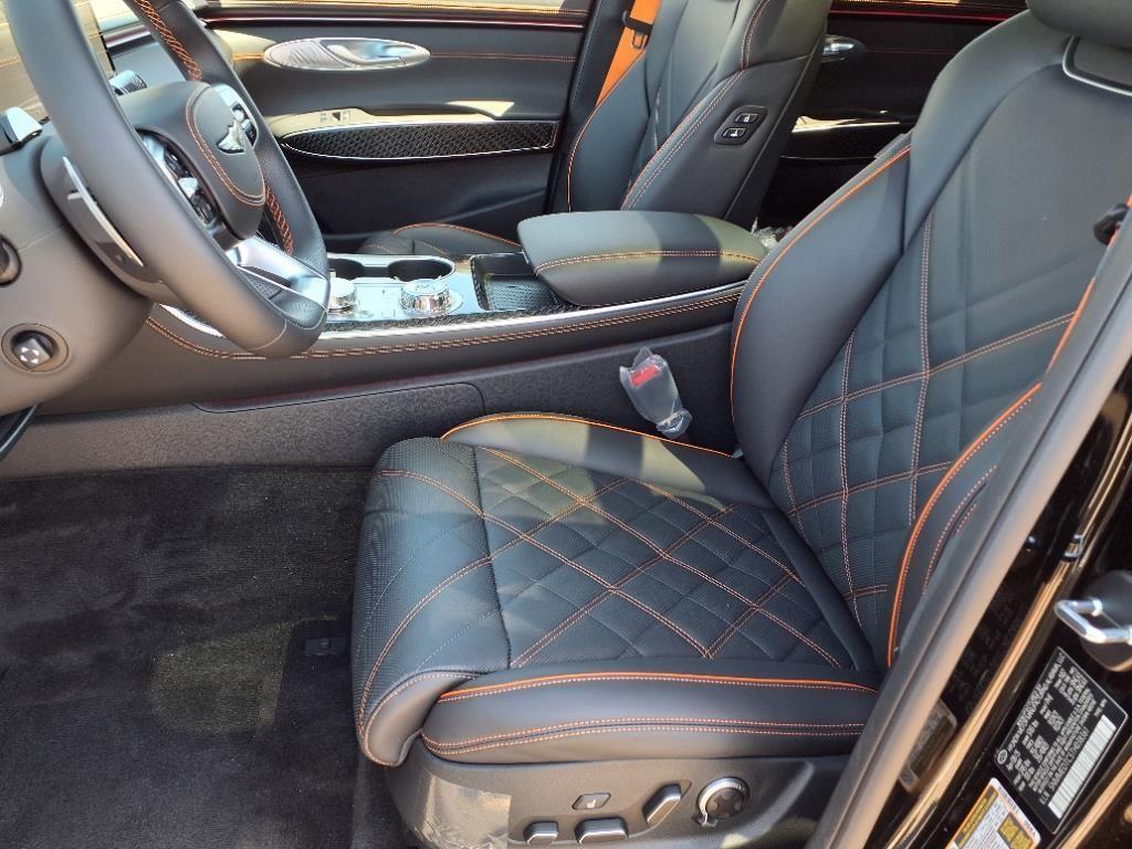 new 2026 Genesis GV70 car