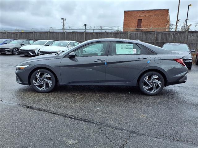 new 2025 Hyundai Elantra car, priced at $23,085