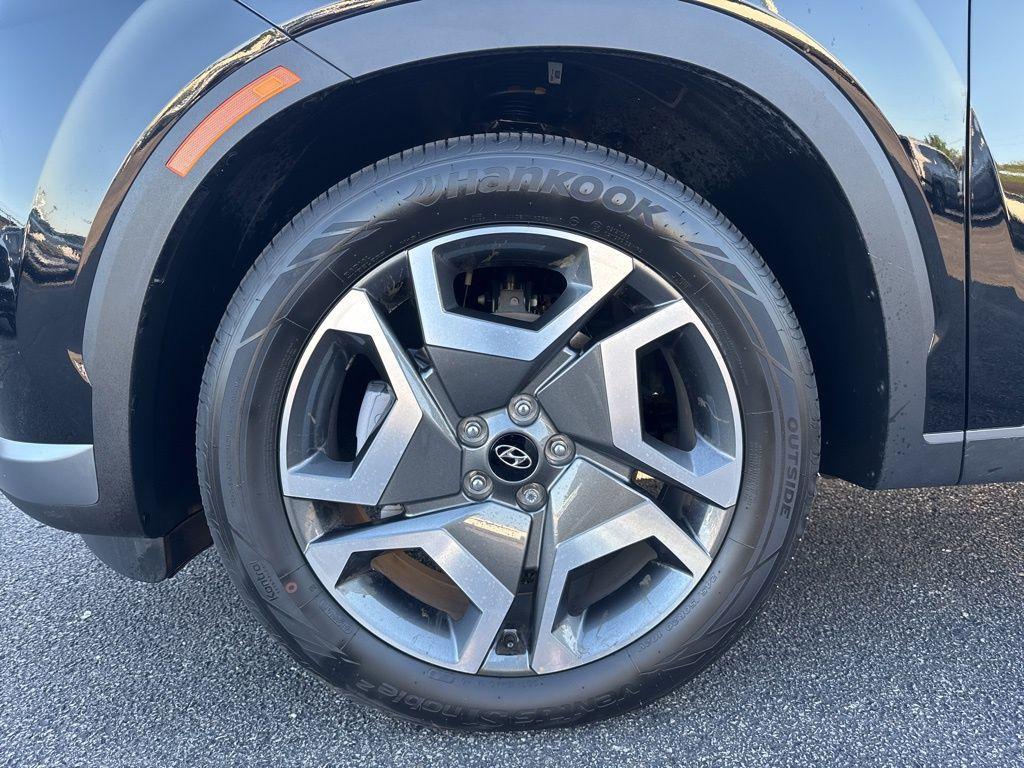 used 2025 Hyundai Palisade car, priced at $41,295