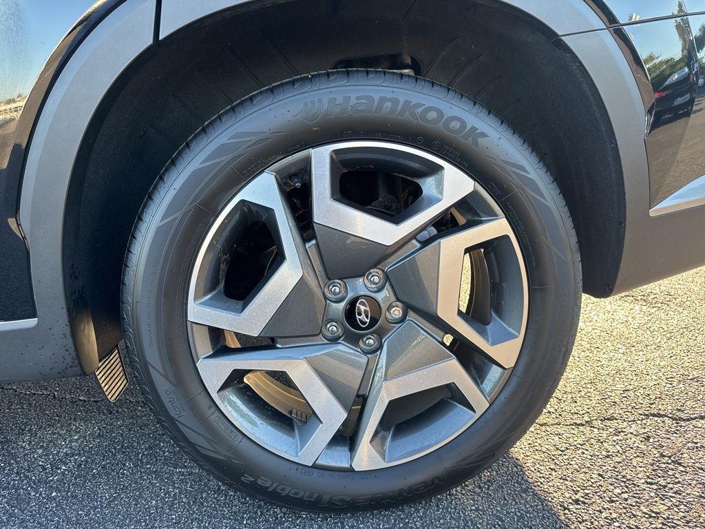 used 2025 Hyundai Palisade car, priced at $41,295