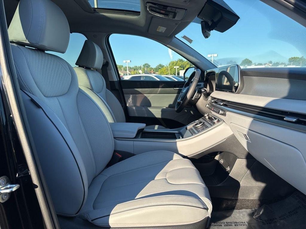 used 2025 Hyundai Palisade car, priced at $41,295