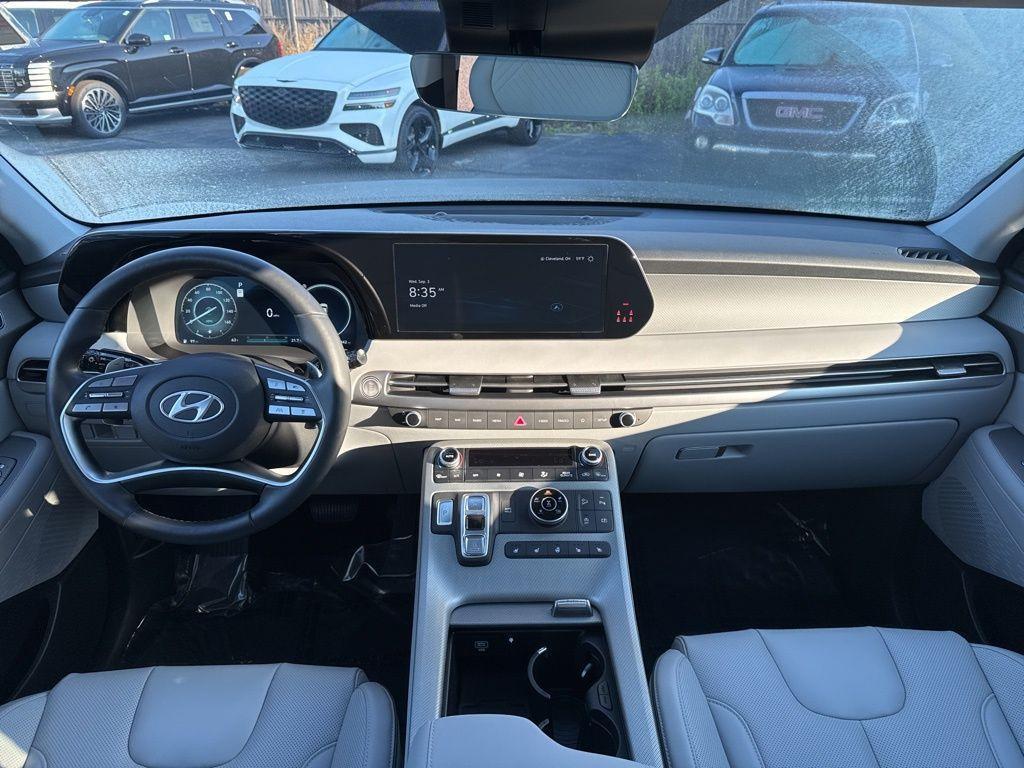 used 2025 Hyundai Palisade car, priced at $41,295