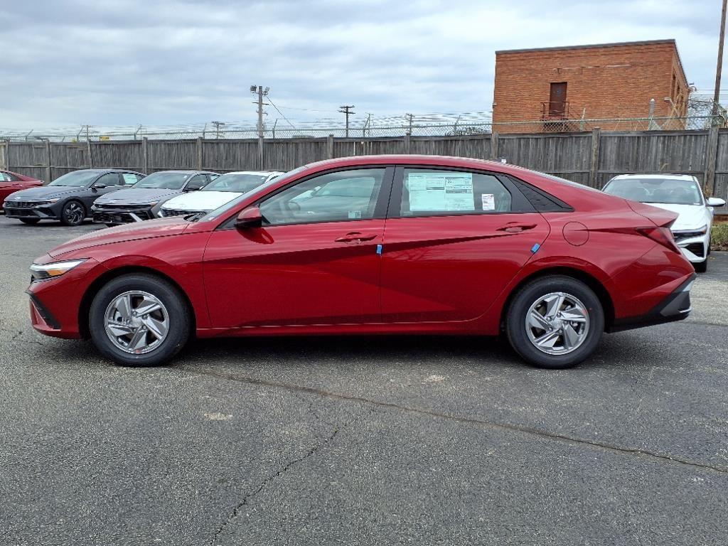 new 2025 Hyundai Elantra car, priced at $22,709
