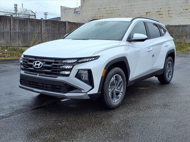 new 2025 Hyundai TUCSON Hybrid car, priced at $33,971