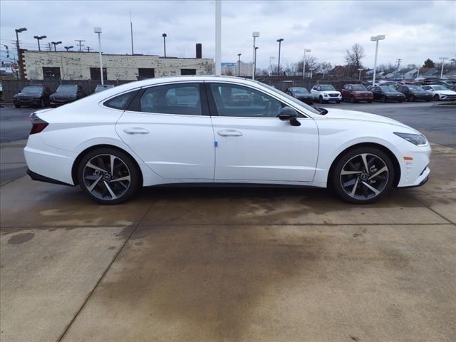 new 2023 Hyundai Sonata car, priced at $30,990