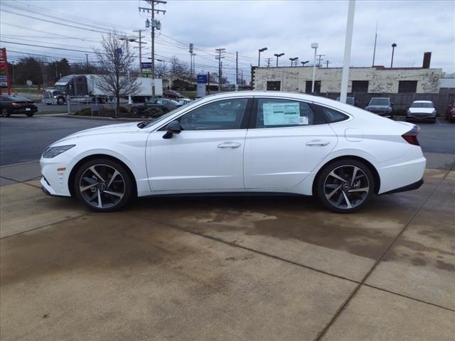 new 2023 Hyundai Sonata car, priced at $30,990