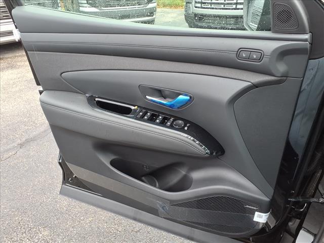 new 2026 Hyundai TUCSON Hybrid car, priced at $41,545