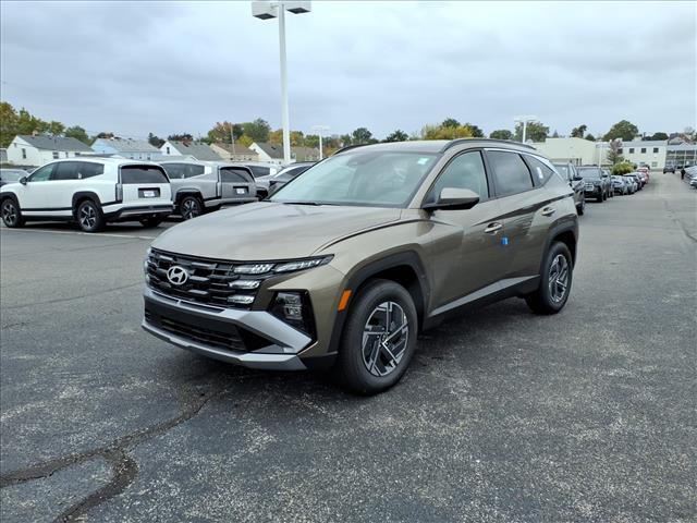 new 2025 Hyundai TUCSON Hybrid car, priced at $31,309