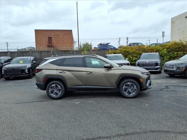 new 2025 Hyundai TUCSON Hybrid car, priced at $31,309