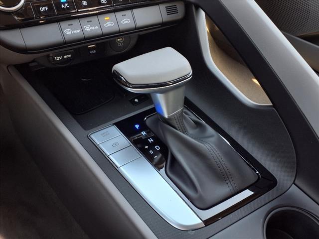 new 2025 Hyundai Elantra car, priced at $23,102