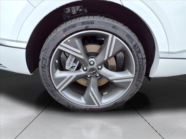 new 2025 Genesis GV80 car, priced at $72,555