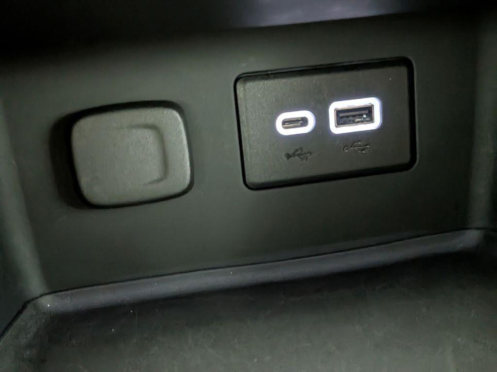 used 2021 GMC Acadia car, priced at $19,258