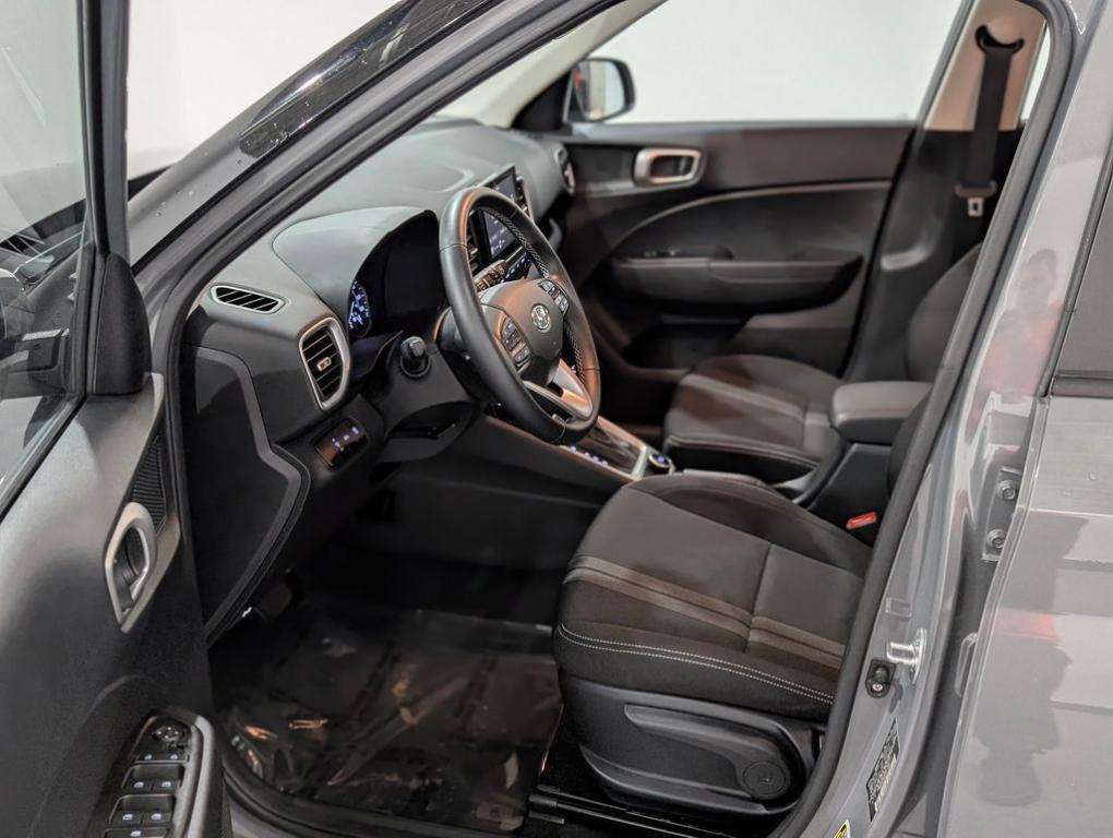 used 2022 Hyundai Venue car, priced at $18,798