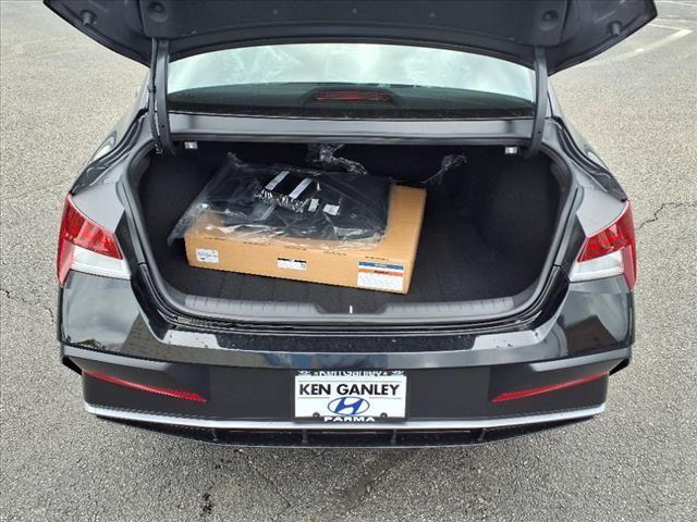 new 2025 Hyundai Elantra car, priced at $25,601