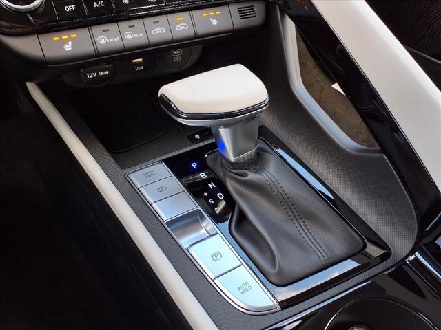 new 2025 Hyundai Elantra car, priced at $26,417