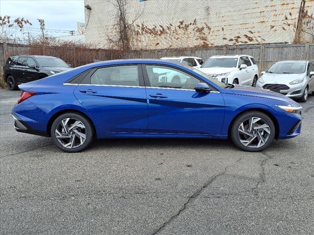 new 2025 Hyundai Elantra car, priced at $27,475