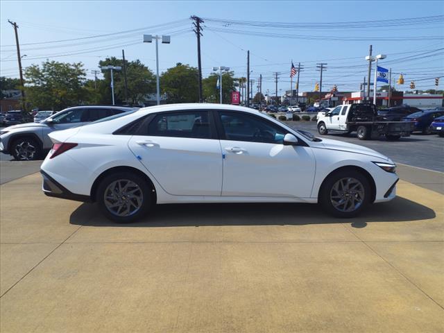 new 2024 Hyundai Elantra car, priced at $24,799